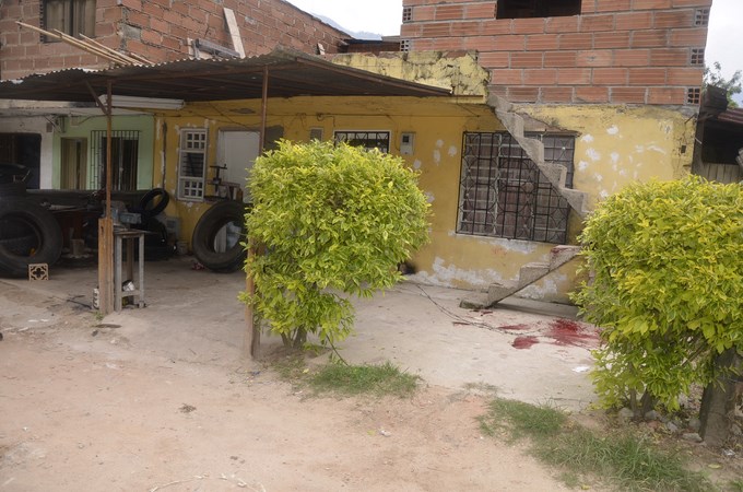 Ataque sicarial en Barbosa deja una persona gravemente herida. Fotos 3 Foto: Guillermo Naranjo