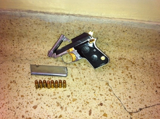 Policía captura a alias "mateo", en el barrio juan XXIII Comuna 13 2 Foto MEVAL