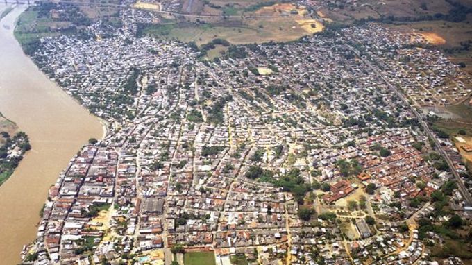 Tendido en una hamaca fue asesinado un hombre sin identificar, en Caucasia