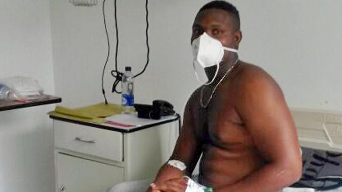 El boxeador Isaías Mena ya está en el Hospital Manuel Uribe Ángel de Envigado 1 Foto: MPsportimages