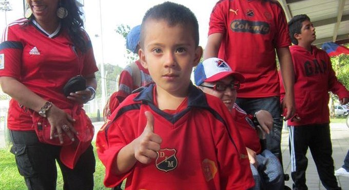 Inmensa la hinchada ‘Poderosa’. Fotos 29 10003886 10151930704281673 1871794326 n Copiar1