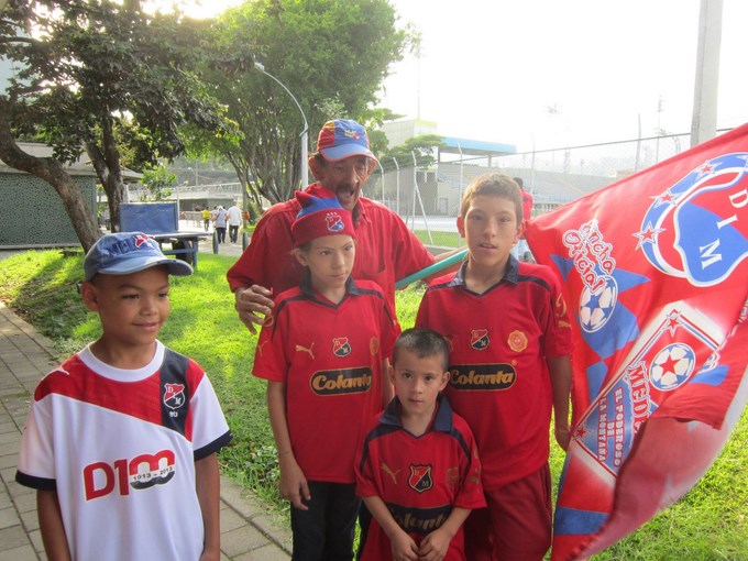 1529838_10151930706011673_239496129_o (Copiar)