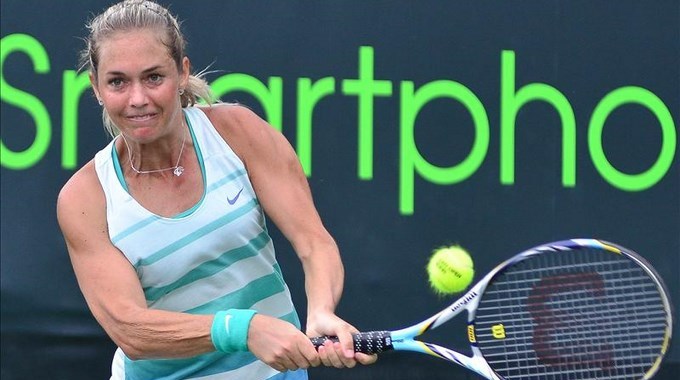 La checa Zakapalova se impone a la española Muguruza en la final de la Copa Brasil