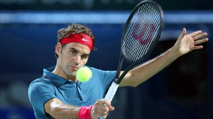 Federer culmina la semana con el sexto título en Dubai