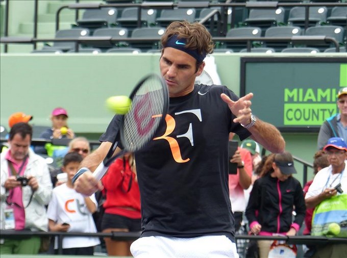 Federer tumba a Karlovic para superar la segunda ronda de Master Mil de Miami. 1 Foto EFE