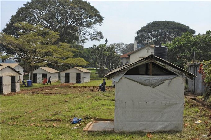 Campo de aislamiento para pacientes de ébola en Uganda
