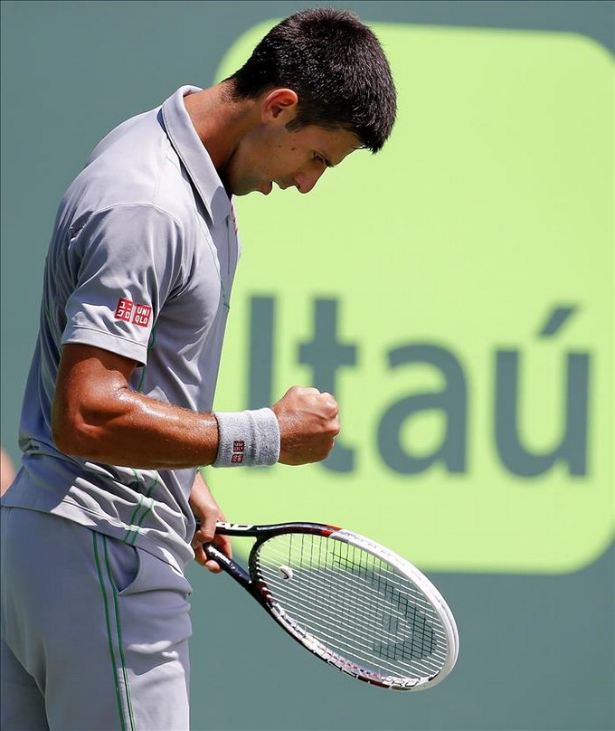 Djokovic, Federer y Dolgopolov avanzan a cuartos; Ferrer y Wawrinka caen 1 Foto EFE