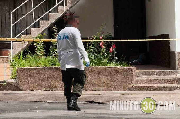 Mujer fue asesinada en La Floresta, en Medellín. Fotos 34 DSC_1205 (Copiar)