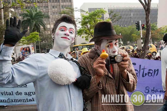En Medellín las mujeres protestan en topless por una mejor calidad de vida. Galería de Fotos 20 DSC_9192 (Copiar)