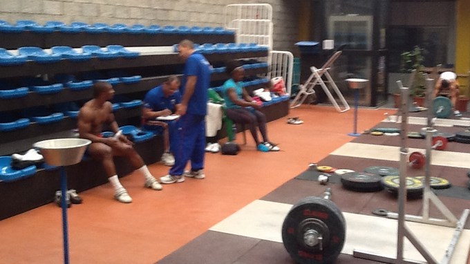Colombia desde este miércoles en el Campeonato Panamericano Juvenil de Levantamiento de Pesas en USA. 1 foto gimnasio Copiar1