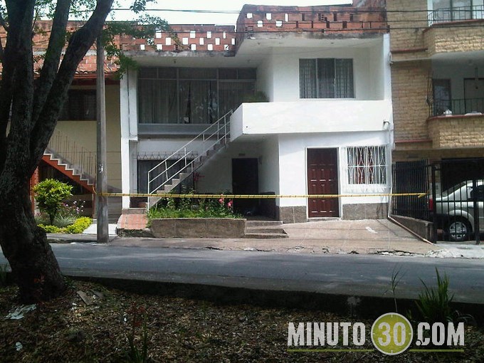 Mujer fue asesinada en La Floresta, en Medellín. Fotos 28 lotero1