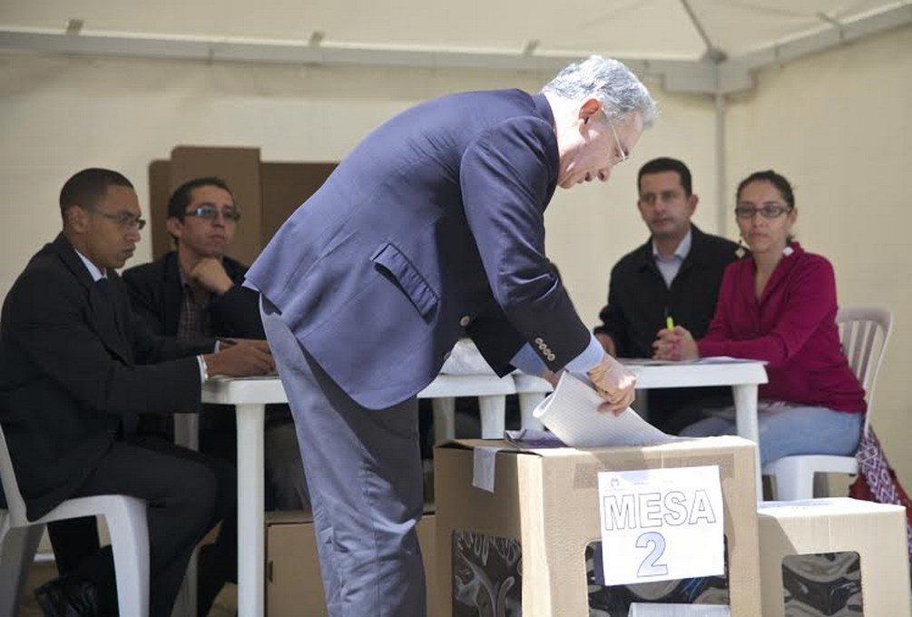 uribe5 Copiar