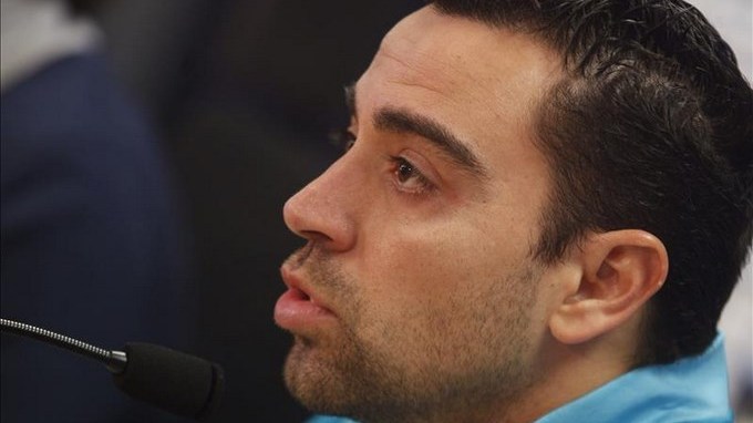 Xavi cree que el partido del Calderón es más trascendente que el del Bernabeu