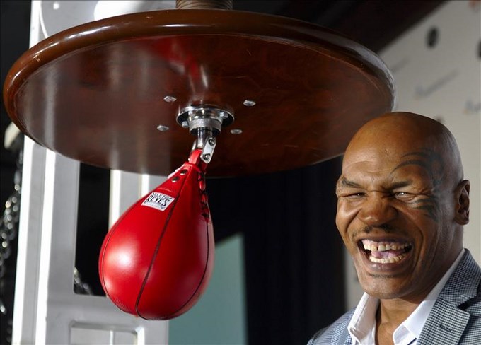 Tyson y Holyfield, de mordiscos a abrazos 1 6175181w Copiar