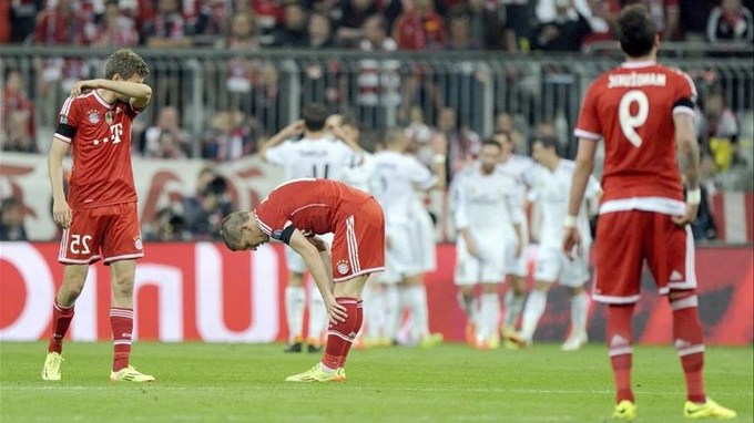 El Real Madrid alarga la maldición del campeón