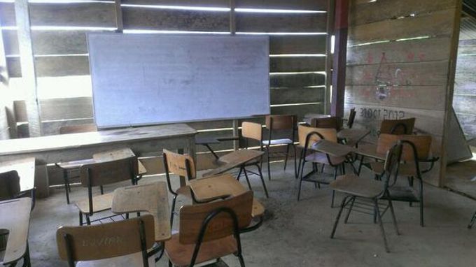 Ejército Nacional Participa en la Construcción de Modernas Aulas Escolares y Polideportivos, en Córdoba