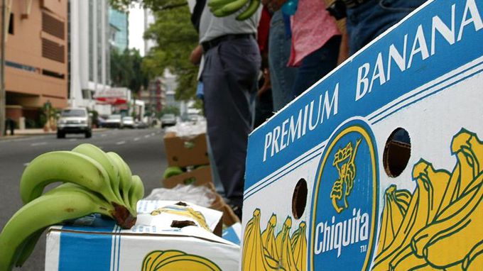 Chiquita Brands International, admitió que había pagado "bajo presión" a paramilitares colombianos 1,7 millones de dólares. EFE
