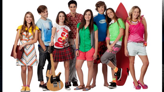 Diario de amigas presenta las aventuras cotidianas de cuatro chicas