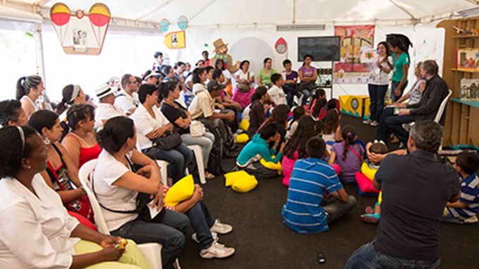 feria popular del libro app