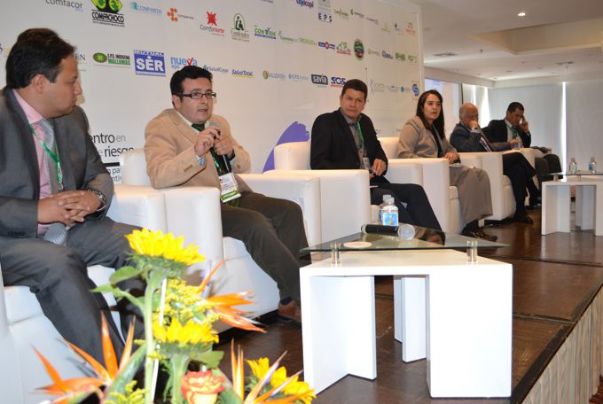 Panel sobre la situación de la Enfermedad Renal Crónica en Colombia, en el marco del Primer Encuentro sobre Gestión del Riesgo para patologías de alto costo