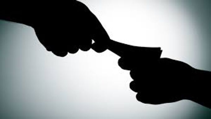 Condenado a 6 años de cárcel exfuncionario del CTI por pedir dinero para 'recuperar' un vehículo hurtado 3 soborno app