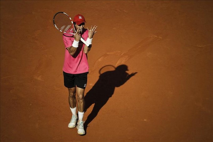 El colombiano Santiago Giraldo se retira en la primera ronda del torneo de Roma 1 Foto EFE