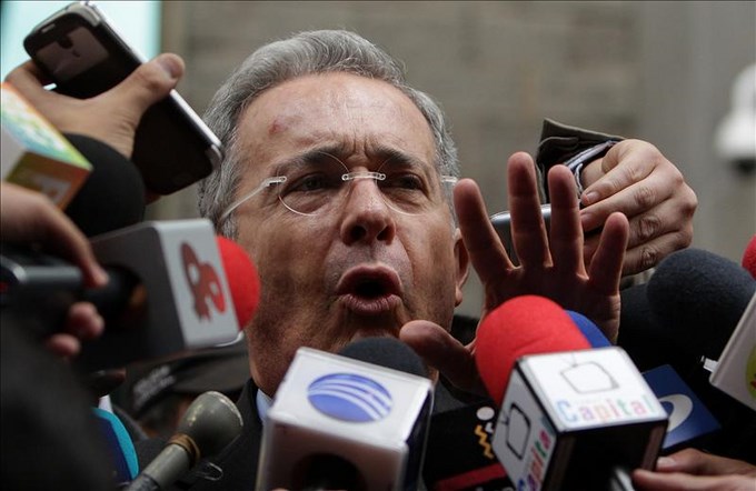 Acudo a la Fiscalía sin garantías: Alvaro Uribe Vélez 2 Foto EFE
