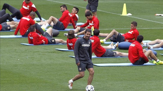 Diego Costa sufre una lesión muscular y Simeone no lo descarta para la final