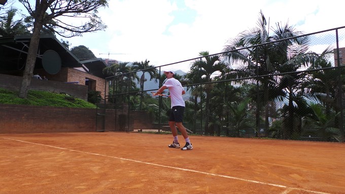 Alejandro González jugará su primer partido de Roland Garros este lunes a las 6 am. 1 Alejandro Gonz%C3%A1lez Copiar