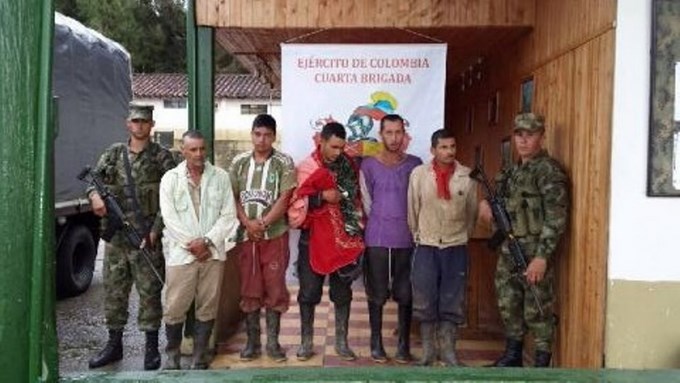 Capturados frente 36 Farc en un laboratorio. Anorí, Antioquia (1) (Copiar)