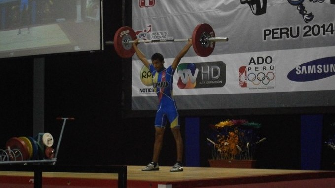 Colombia cerró participación en el suramericano y Panamericano sub17 de Levantamiento de Pesas con récord. 1 Foto 3 Santiago Montes Lima 2014 Copiar2