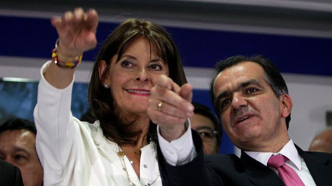 Marta Lucía Ramírez, jefe de debate de Zuluaga para la segunda vuelta 2 Ramírez jefa de debate del uribista Óscar Iván Zuluaga en la campaña para la segunda vuelta electoral. EFE