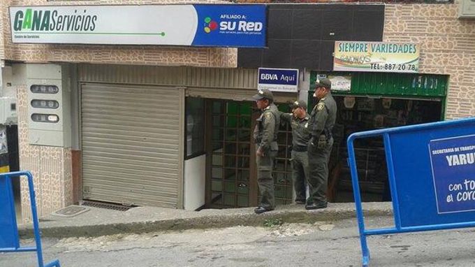 Policía logra frustrar atentado contra la empresa de chance GANA Yarumal. @CamiiCarvajal_R