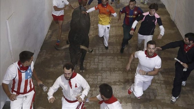 El penúltimo encierro de sanfermines, el más masivo de este año, sin heridos por asta