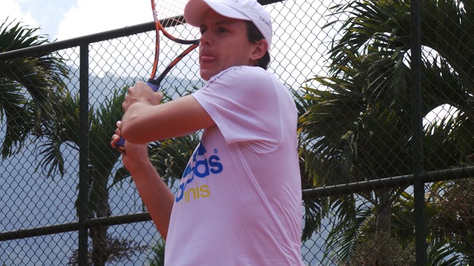 Alejandro González debuta esta tarde en ATP 250 de Bogotá. 1 Alejandro González archivo