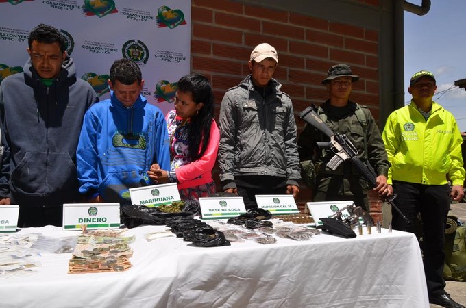 Se intensifican operativos en Rionegro mediante 12 allanamientos a expendios de droga 14 DSC_9777 (Copiar)