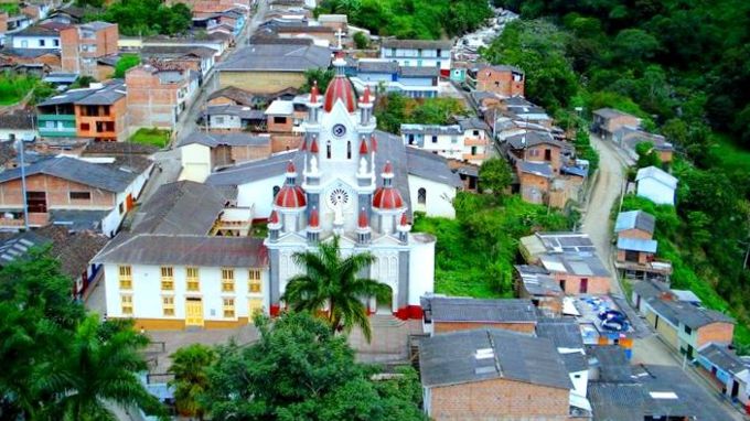 Casi $3.000 millones invertirán la Gobernación de Antioquia y la Alcaldía de San Andrés de Cuerquia para mejorar el saneamiento de ese municipio