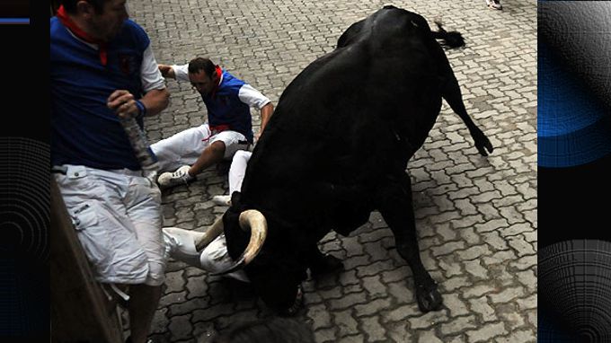 Dos corneados en peligroso tercer encierro de Sanfermín