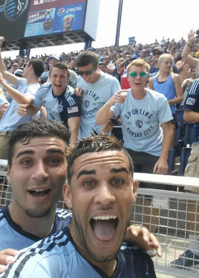 selfie Dom Dwyer