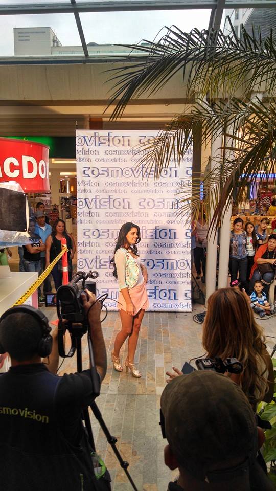 10006611_233883386735411_184735763_n