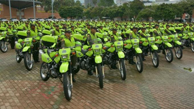 entrega parque automotor Policía app (4)