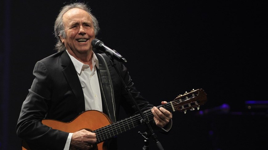 El cantante Joan Manuel Serrat