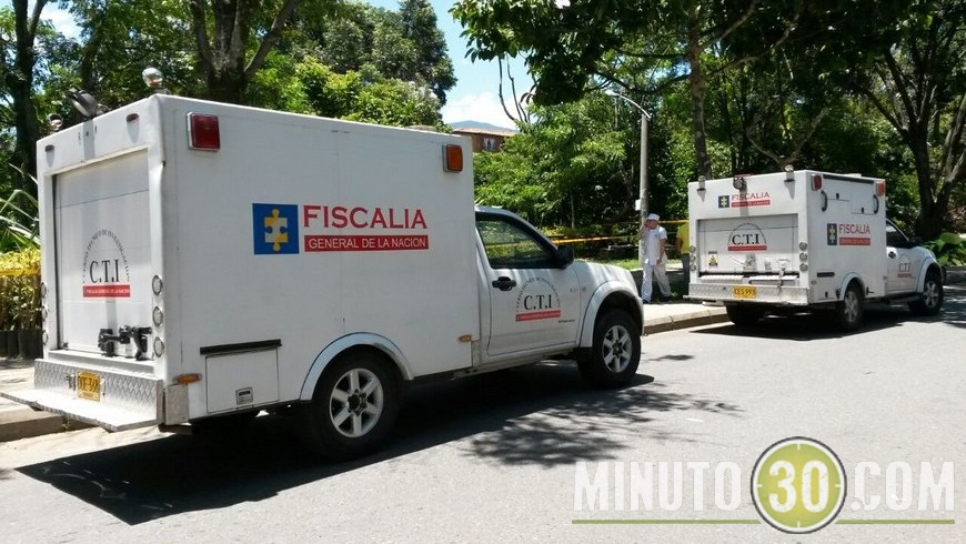 CUERPO EN QUEBRADA (3)