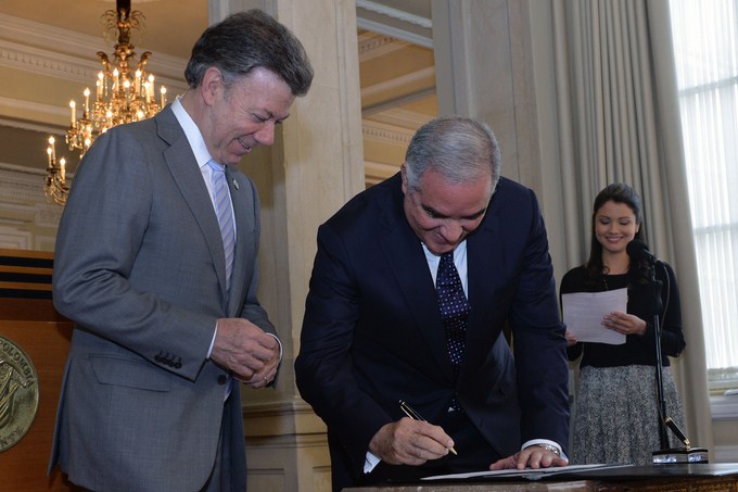 Edgardo Maya controlador (1) (Copiar)