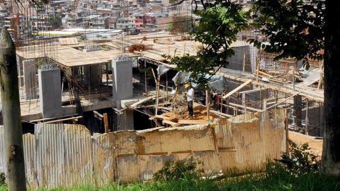 Obras - curaduría cuarta  (2) (Copiar)