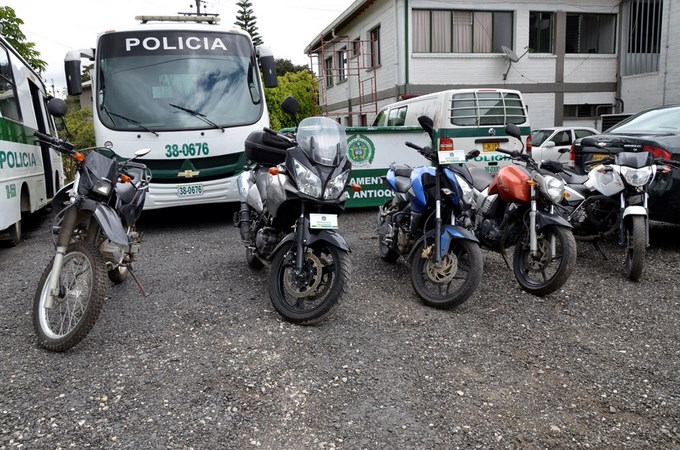 Cuatro motos y dos carros recuperó la Policía en Antioquia. Placas 6 Foto: Archivo