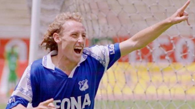 Ricardo Lunari le marcó a Nacional para el subtítulo de Millonarios en 1996