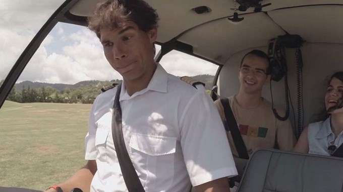 EN VIDEO: Rafael Nadal intenta engañar turistas. 1 nadal piloto helicoptero Copiar1
