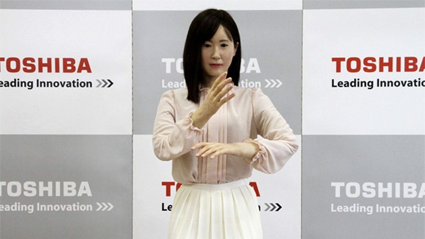 "Robot social" de aspecto humano capaz de expresarse en lenguaje de signos