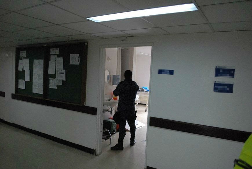 reclusos en custodia